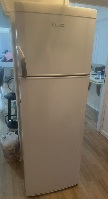 Посудомоечные машины: Б/у 2 двери Beko Холодильник Продажа, цвет - Белый