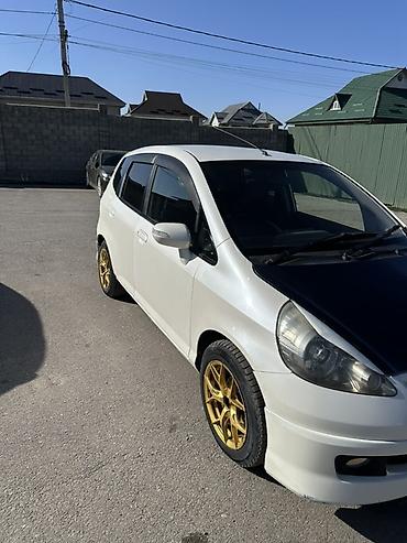 Honda: Honda Fit: 2003 г., 1.5 л, Вариатор, Бензин, Хэтчбэк — 2