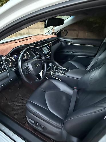 авто вкуп бишкек: Toyota Camry: 2019 г., 2.5 л, Гибрид, Седан — 4