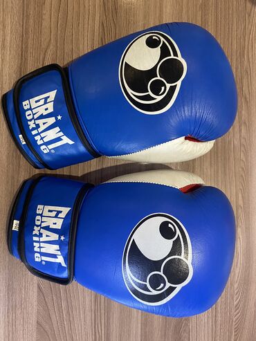 перчатки бу: Продам боксёрские перчатки «Grant Boxing» состояние б/у 10 унции