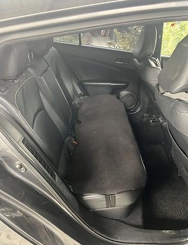 продаю акумулятор: Toyota Prius: 2019 г., 1.8 л, Автомат, Гибрид, Хэтчбэк — 6