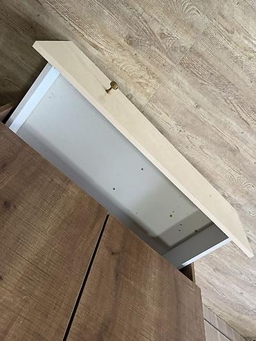 Mebel: İşlənmiş, 2 qapılı, Siyirməli, Qəhvəyi, Taxta, Açılan, Düz dolab — 4