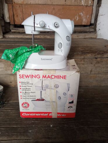 продаю бытовая техника: Швейная машина Полуавтомат
