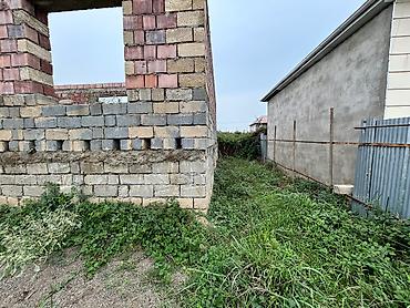 bine evler: Həyət evi satılır. Girdəni yolundaki dəmirağac marketin arxa — 3