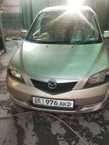 машина прадайу: Mazda Demio: 2003 г., 1.3 л, Автоматтык, Бензин, Универсал