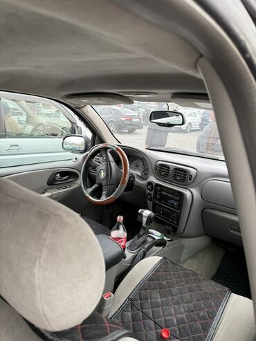 машина в ош: Chevrolet Trailblazer: 2006 г., 4.2 л, Автомат, Бензин, Внедорожник