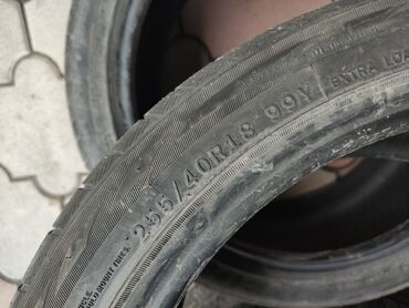 Шины: Всезенонка 255/40/18, год выпуска 2023 ! резина почти новая остаток — 4