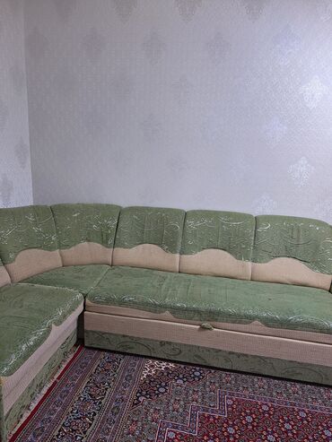 кресло геймер: Бурчу бар диван, Бүктөө, Үч орундук жана андан көп