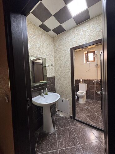 Günlük kirayə evlər: 140 kv. m, 5 otaqlı, İnternet, Artezian quyusu, Kanalizasiya — 13