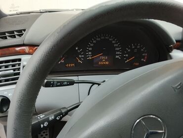 Mercedes-Benz: Mercedes-Benz E-Class: 2.8 l | 1997 il Sedan — 4