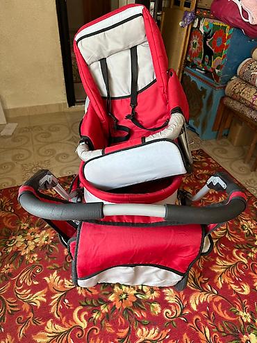 Коляски: Продаю универсальную детскую коляску 2 в 1 в отличном состоянии. В at lalafo.kg — 2 Коляски: Продаю универсальную детскую коляску 2 в 1 в отличном состоянии. В — 2