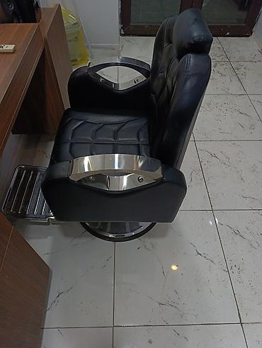 Salon, tibbi mebel: Peşəkar bərbər/kosmetologiya kreslosu - Rəng: qara - Material: yumşaq — 1