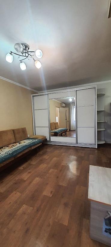 Продажа квартир: 2 комнаты, 42 м², Хрущевка, 2 этаж, Косметический ремонт — 1