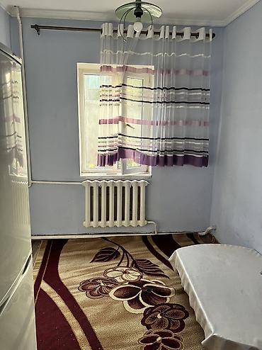 Продажа коттеджей и домов: 4 комнаты, 100 м², 10 соток, Бишкек, Киркомстром Собственник — 12