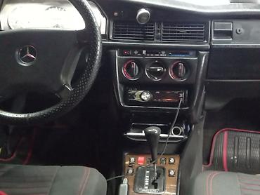 mersedes g 63: Mercedes-Benz 190: 0.2 l | 1990 il Sedan — 2