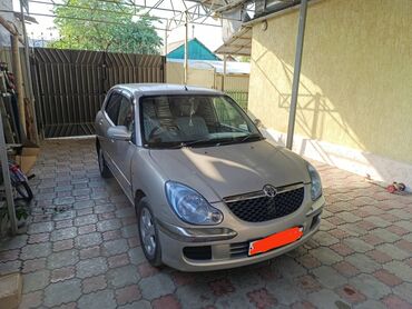 одсей 1: Toyota Дуэт: 2002 г., 1 л, Автомат, Бензин