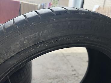 315.70.22.5: Пара 245.44’19.
Пара 275’40’19.
Разно широкие, стояли на мерседесе 222 — 4