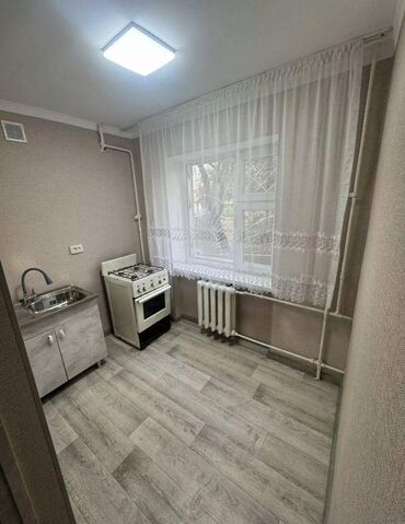 Продажа квартир: 1 комната, 31 м², Хрущевка, 1 этаж, Евроремонт