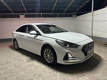 Продажа авто: Hyundai Sonata: 2019 г., 2 л, Автомат, Газ, Седан — 3