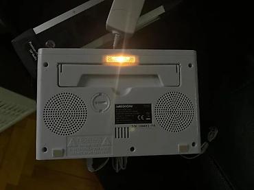Satovi za kuću: Medion radio-budilnik sa CD plejerom - Kompaktni radio sat/pažnjik — 8