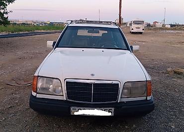 w124 universal: Mercedes-Benz W124: 2.5 l | 1995 il Universal — 1