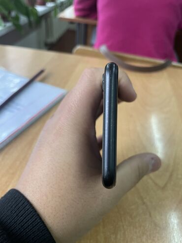 Apple iPhone: IPhone 7, Б/у, 128 ГБ, Black Titanium