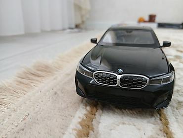 имитатор: Коллекционная модель автомобиля BMW 325 Li (седан), масштаб 1:18 — 8