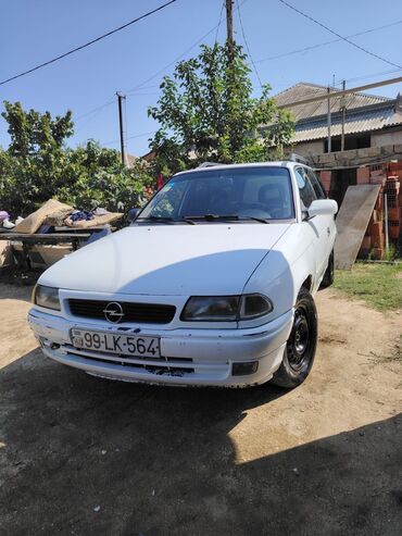 Opel: Opel Astra: 1.7 l | 1997 il 68000 km Universal — 9