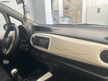 Toyota: Toyota Yaris: 1.4 l. | 2012 έ. Χάτσμπακ — 4