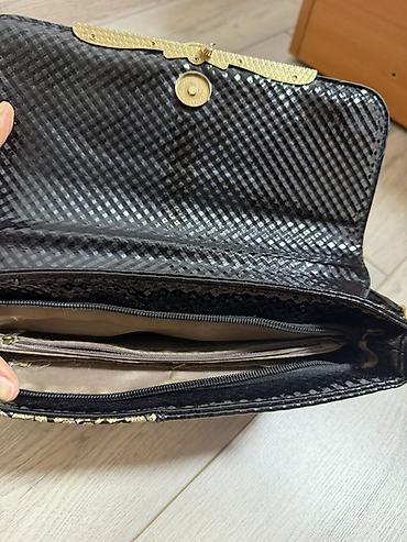 Сумкалар: Сумка Michael Kors розовая – 500 сом Сумка золотая - 500 сом Сумка — 6