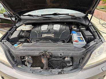 sarento: Kia Sorento – qara rəngli, tam ölçülü SUV. Texniki və xarici — 6