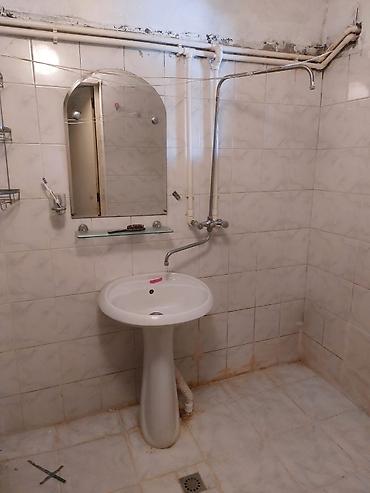 Mənzil kirayələyirəm: Yeni Gencede 4 otaqli ev kiraye verilir 3 mertebe istilik kombi ancaq — 8