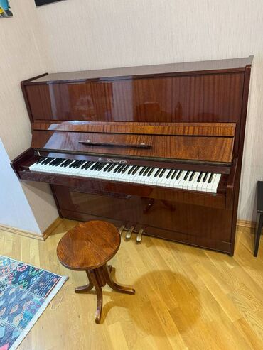 pianino 3: Piano, Belarus, Akustik, İşlənmiş