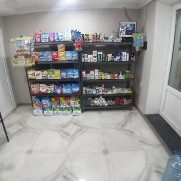 Mağazalar: Nizami rayonu,Neftçilər və Qarayev metro stansiyaları — 17