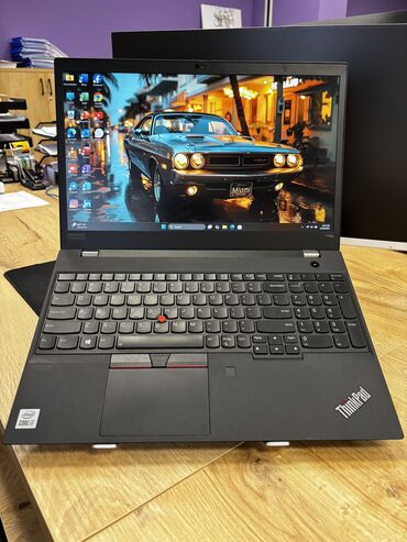 Lenovo: Lenovo ThinkPad, 15.6 ", Intel Core i7, 512 GB