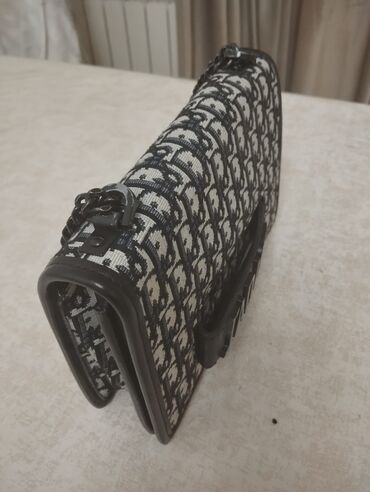 Çantalar: Çiyin çantası, Dior, İşlənmiş — 9