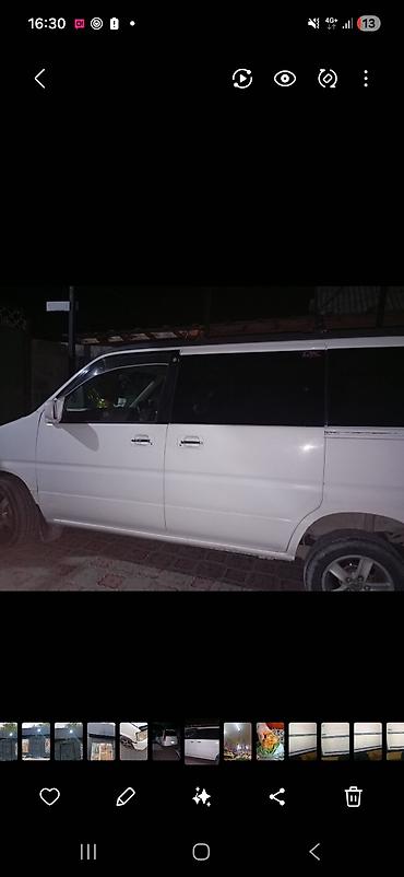 Honda Stepwgn: 2001 г., Минивэн