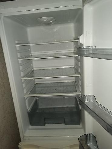 mini refrigerator: Холодильник Indesit, двухкамерный, белый. Иштейт, чалыныздар — 2