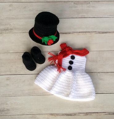 Yeni il oyuncaqları və bəzəkləri: Yeni il oyuncaqları və bəzəkləri — 9