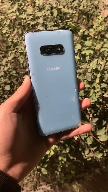 tab s7 fe: Samsung Galaxy S10e, Б/у, 128 ГБ, цвет - Голубой, 2 SIM — 1