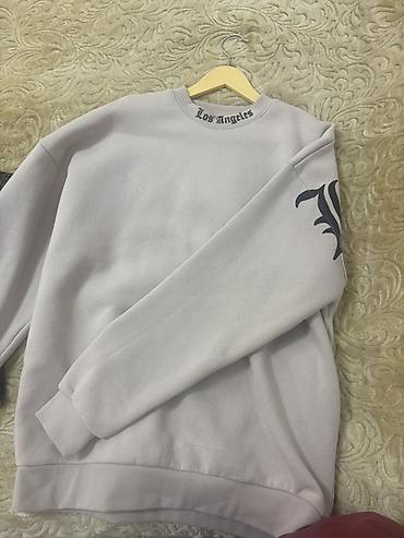 banner capı: Los Angeles temalı unisex svitşot - Rəng: açıq boz - Üzərində çaplar — 2