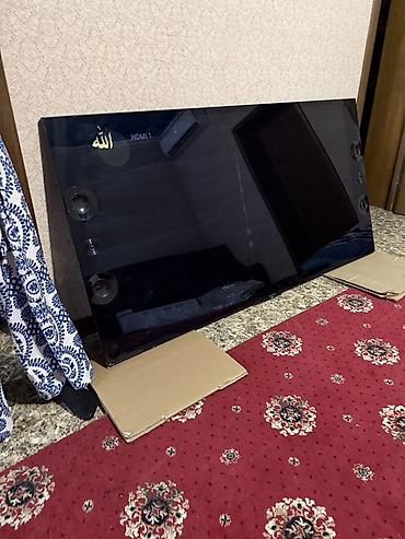 под телевизор: Телевизор SONY BRAVIA длина 168 см Имеются дефекты в изображении, могу — 4