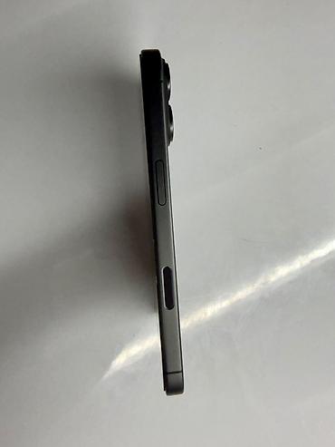 наушник п9: IPhone 17, Колдонулган, 256 ГБ, Кара, Заряддоочу түзүлүш, Каптама, 100 % — 2