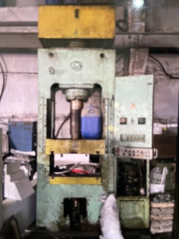 реставрация шаровых опор на токарном станке: Куплю пресса гидравлические!Фото скидывать на вацап