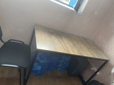 купить круглый стол на кухню недорого: Стол новый