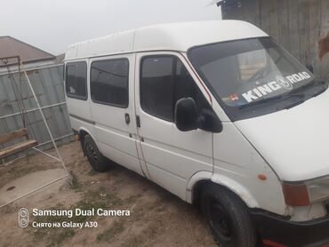 бус сапог меняю: Ford Transit: 2000 г., Van