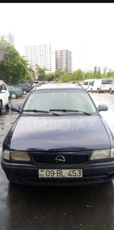 опель астра: Opel Astra: 1.6 л | 1996 г. | 30099 км
