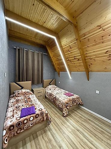 Günlük kirayə evlər: İstirahət üçün A‑frame tipli villa – şəxsi hovuzla - Memarlıq — 14