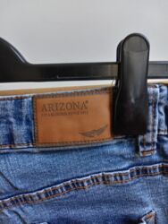 Farmerke: Nove farmerke ARIZONA, vel. 36, normalan struk, ravne nogavice, sastav — 12