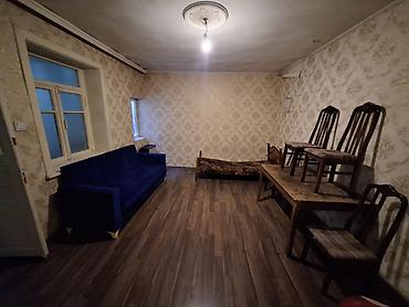 sibrizde evler: Kirayə mənzil verilir.İnşaatçılar m/st 1 dq məsafədə kirayə həyət evi — 4